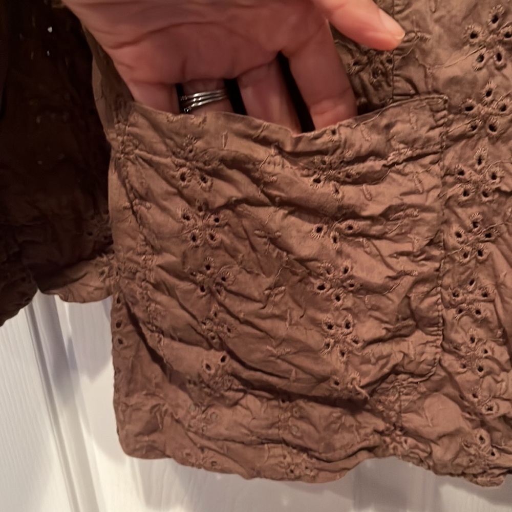 Eyelet jacket - Picture 2 of 6